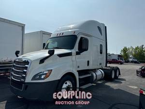 2018 Freightliner Cascadia - Sleeper Truck