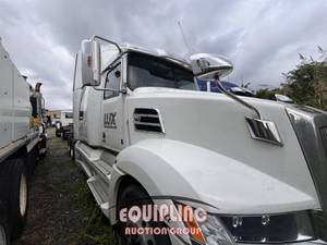 2020 Western Star 5700 - Sleeper Truck